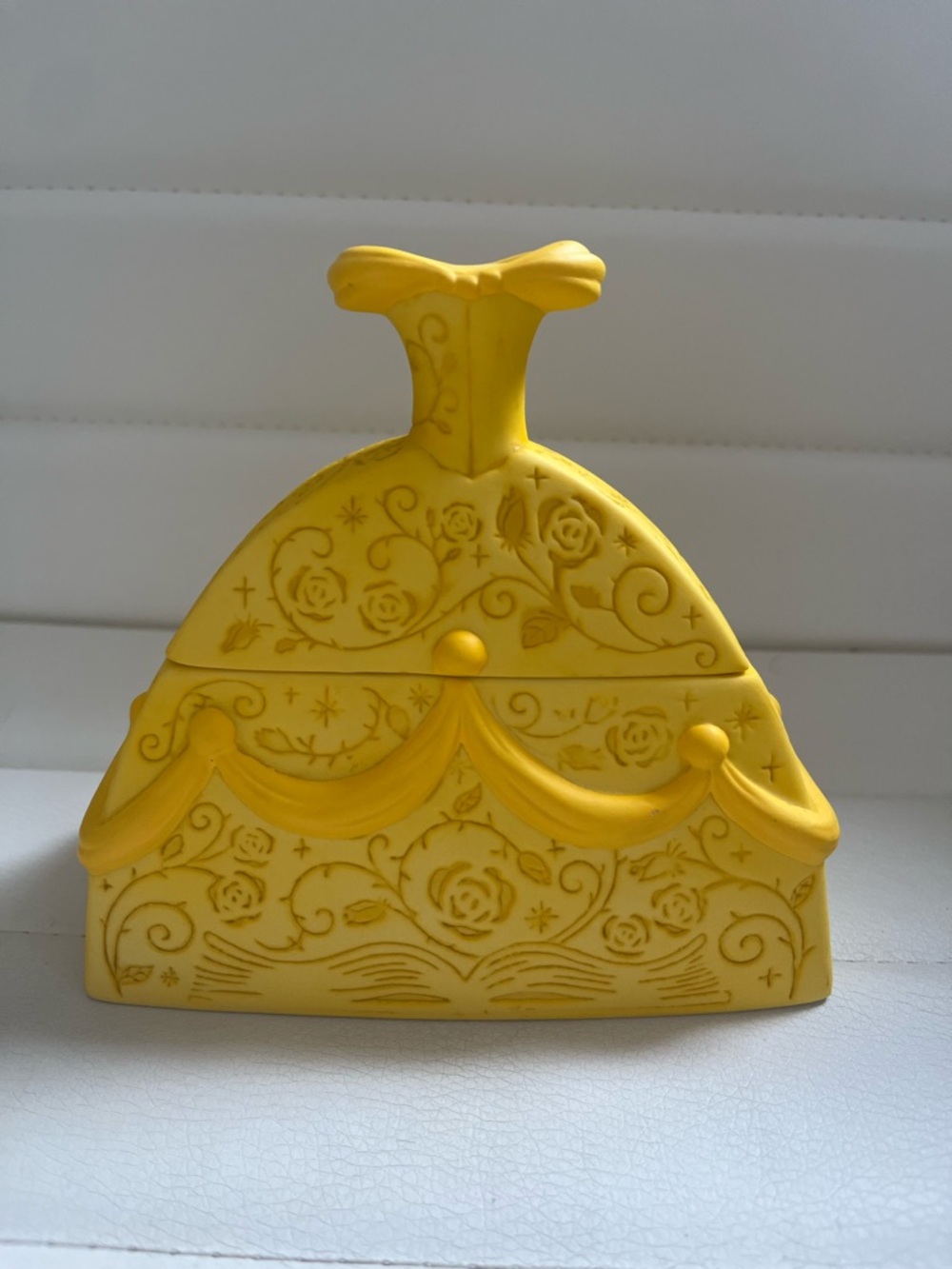 Disney Beauty and the Beast Belle Yellow Dress Decorative Trinket Box Hallmark